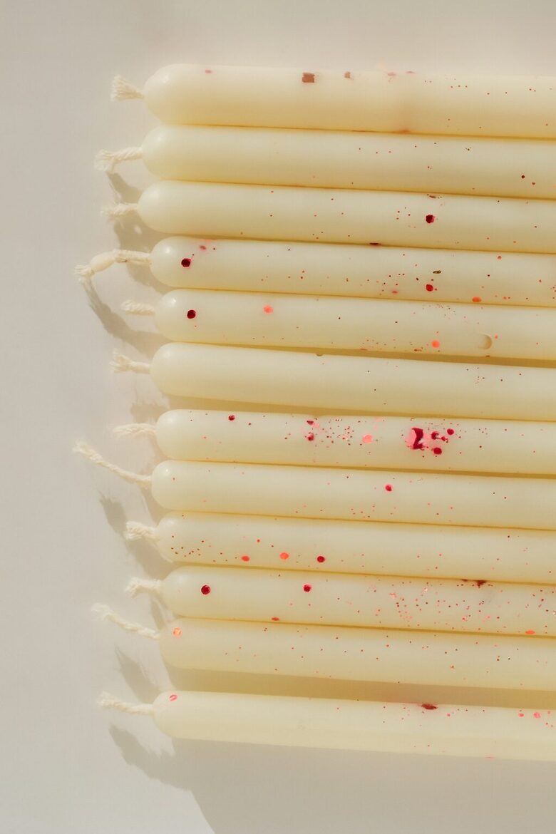 Bišu vaska svecītes kūkām un tortēm | 10cm | ar spīdumiem